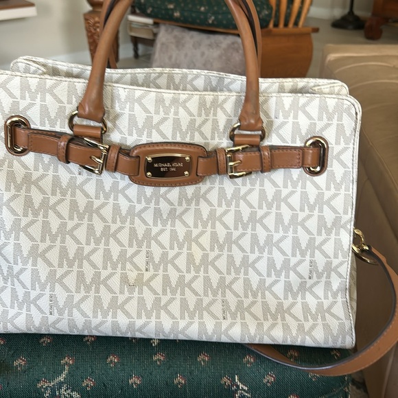 Michael Kors Hamilton cream tote satchel bag 12 x 14 x 6 - Picture 2 of 9